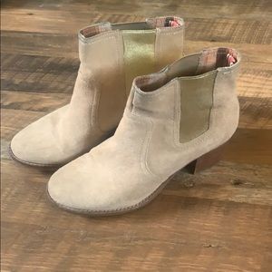 Sperry ankle booties